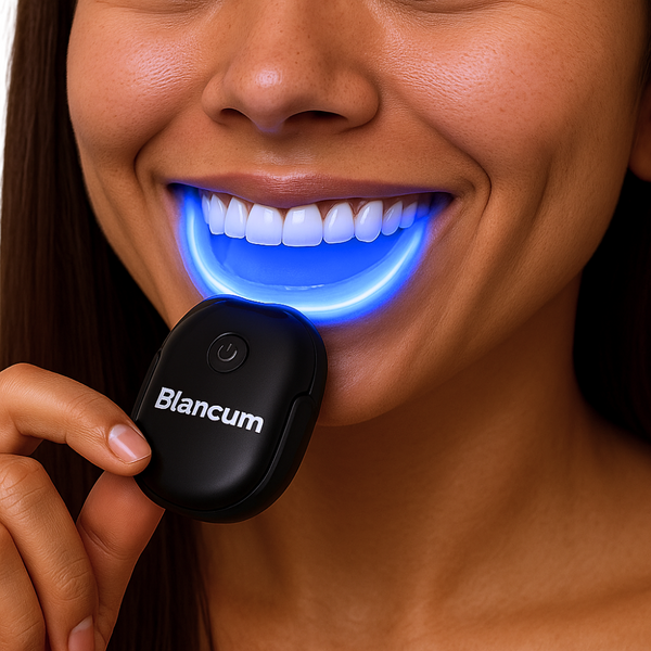 Modus auswählen und das WhiteGlow™, 15 Minuten mindestens im Mund...